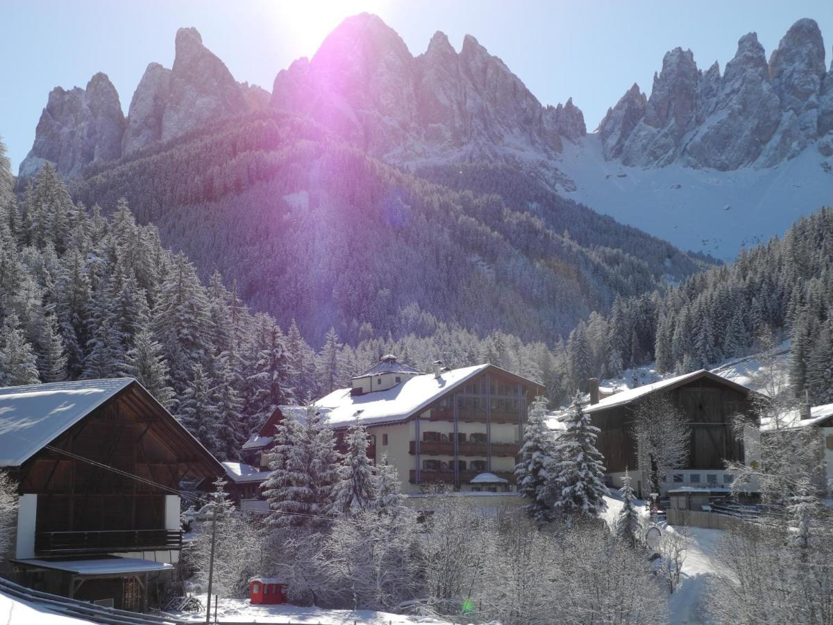 Hotel Ranuimuellerhof Funes  Exterior photo