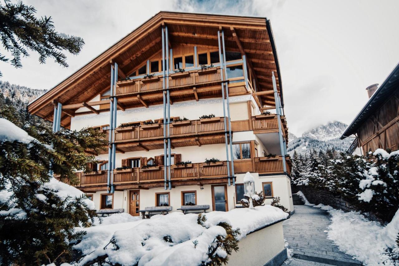 Hotel Ranuimuellerhof Funes  Exterior photo